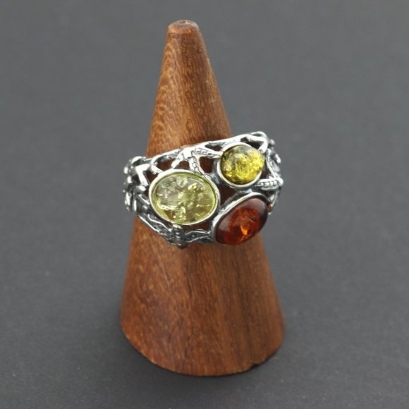 Sterling silver ring with natural Baltic amber, gemstone ring, genuine amber - Picture 15 of 16